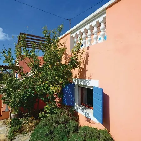 Holiday House Ivana דוברופוליינה