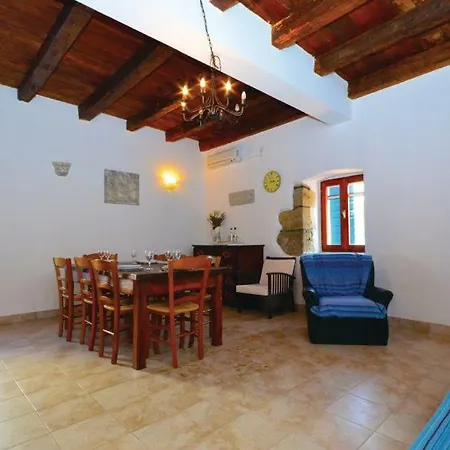 Holiday home Holiday House Ivana Dobropoljana